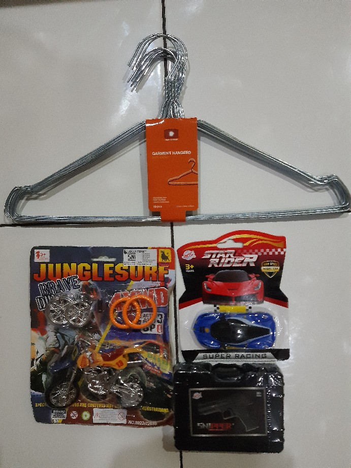 Gantungan Baju Kawat