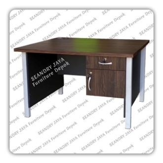 MEJA KERJA MINIMALIS PVC TAHAN AIR/KAKI BESI/1 PINTU KUNCI/1 LACI KUNCI/KANTOR/BELAJAR/KOMPUTER/BAGU