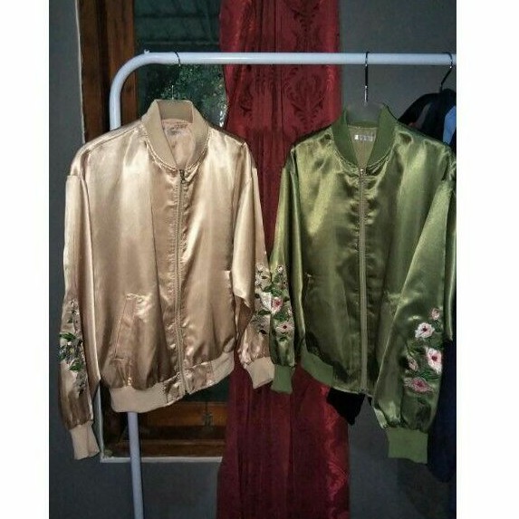Sepaket bomber sukajan jacket bunga bordir colza