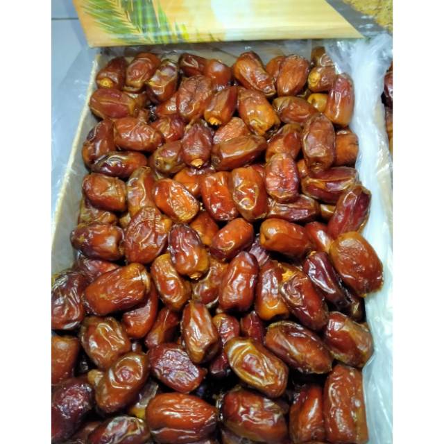 

Kurma madu mesir saafa ukuran 1kg