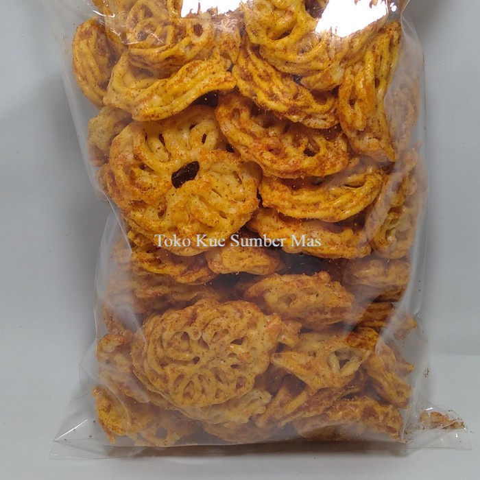 

KERUPUK/KRUPUK SEBLAK RASA PEDAS TERLARIS ISI 250 GRAM NETT