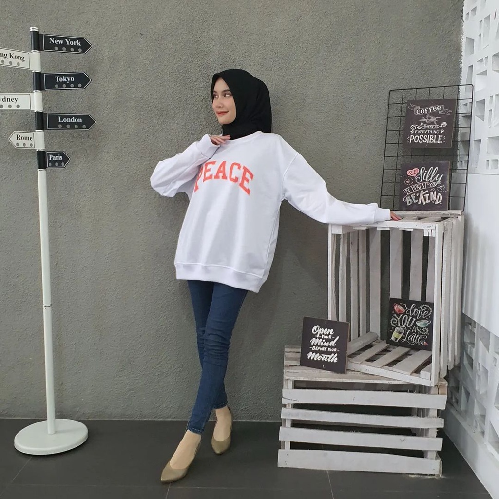 PEACE Sweater Switer Crewneck Oversize Pakaian Pria Wanita Fashion Terkini