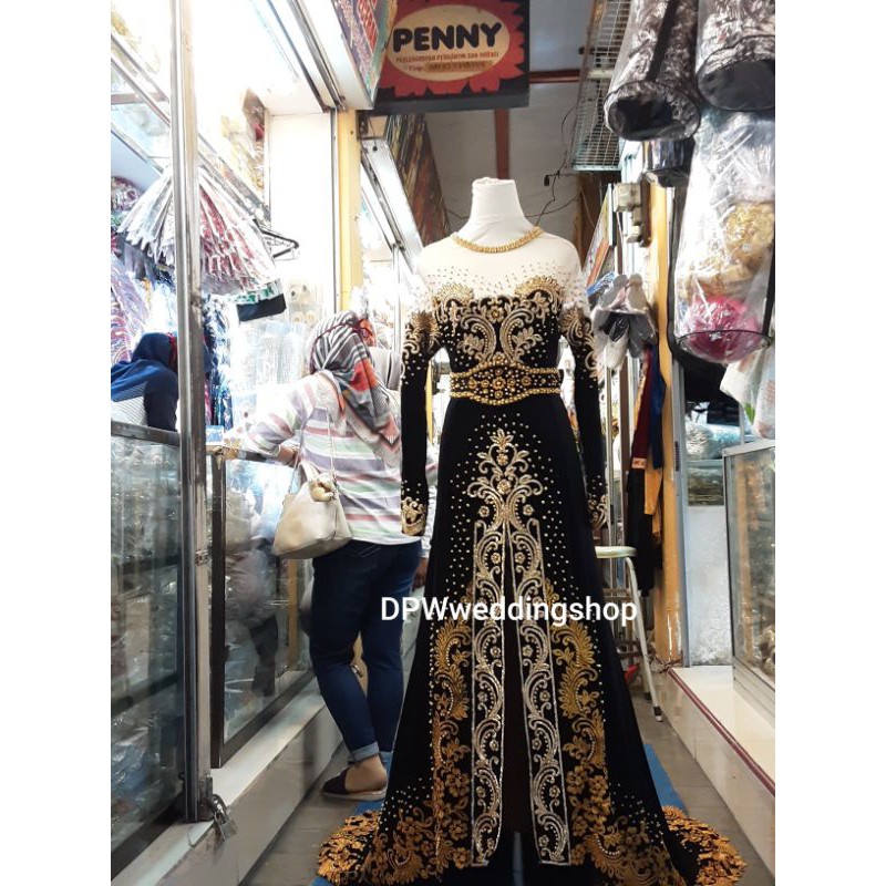 Kebaya Pengantin Bludru