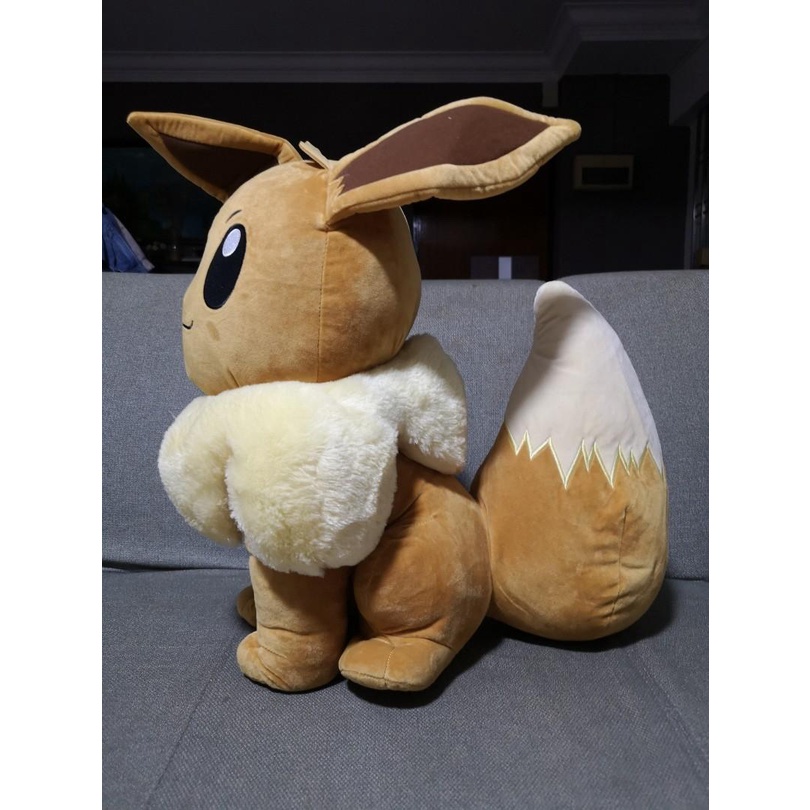 Boneka Eevee 50 cm Super Size Figure Pokemon