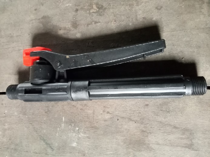 Handle Pencetan Sprayer Elektrik