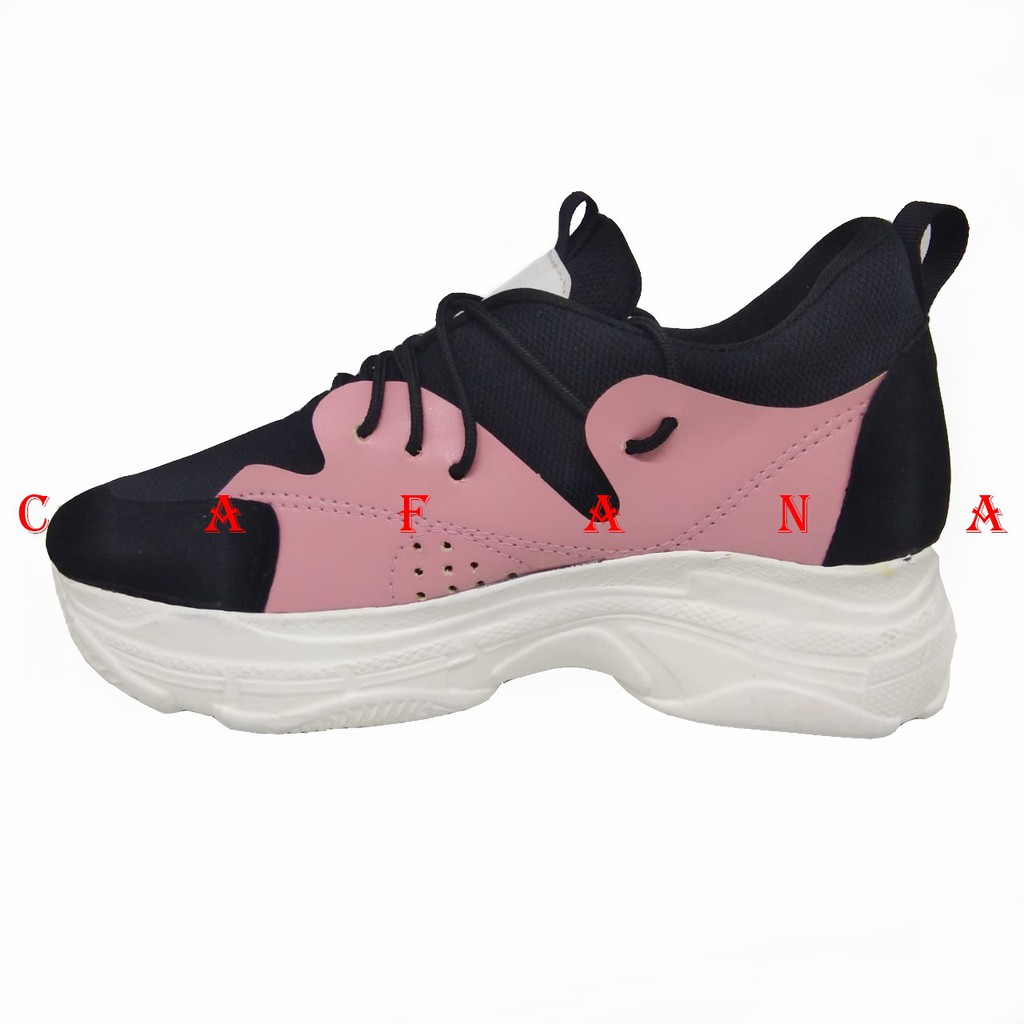 Sepatu Sneakers Wanita Cesya SDS331