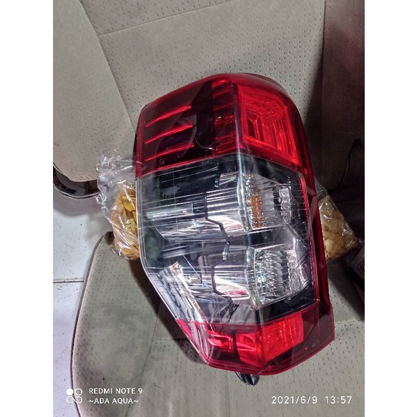 stoplamp Mitsubishi Triton 2021