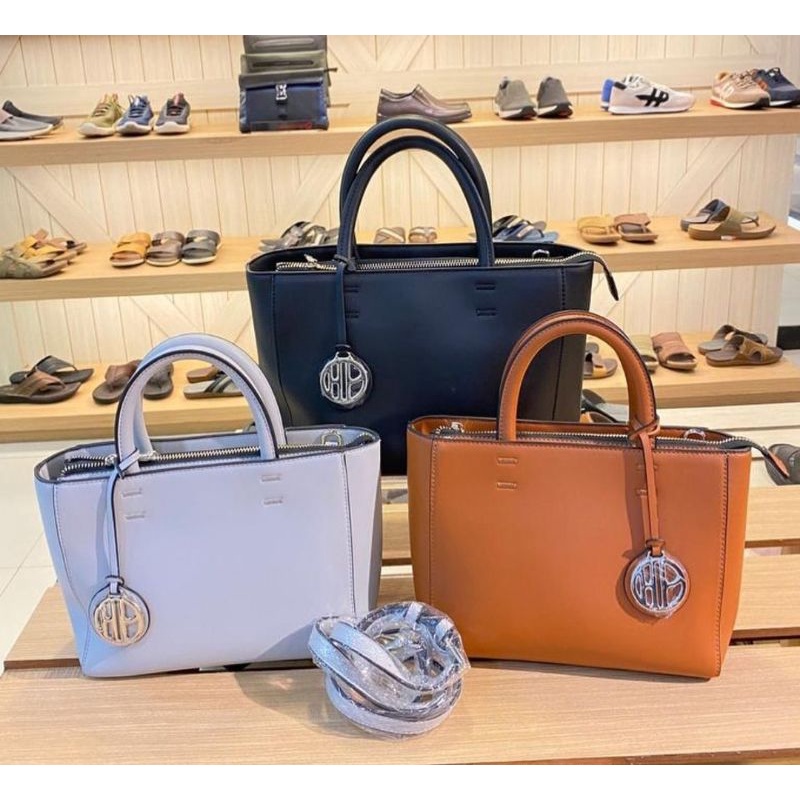 READY ORIGINAL HUSH PUPPIES DAVINA SATCHEL