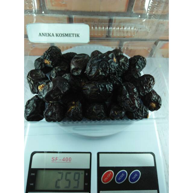 

Kurma Ajwa Kurma Nabi