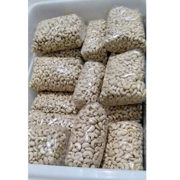 

PROMO! Kacang Mede / Mete/ Mente Mentah Asli Wonogiri