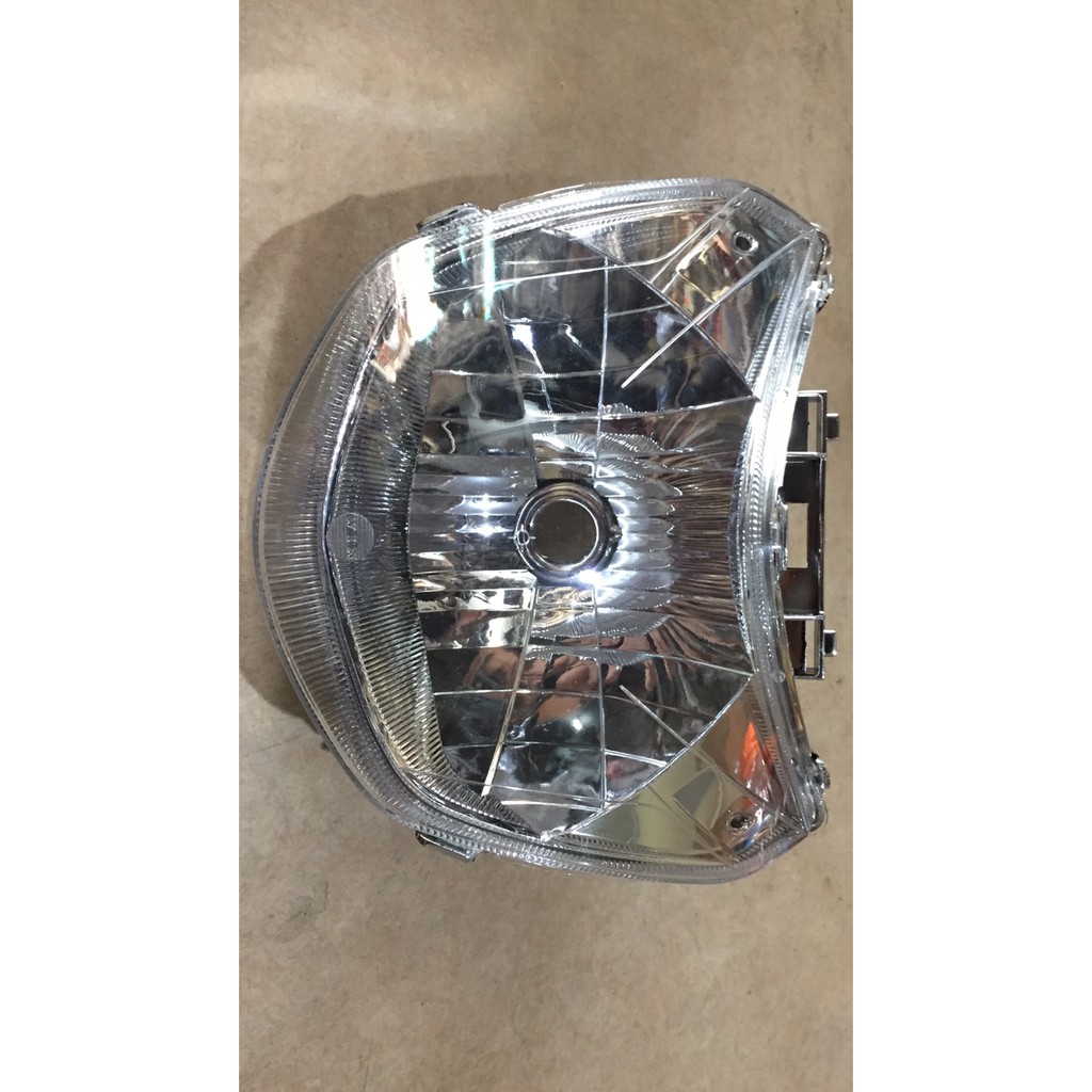 REFLEKTOR RUMAH LAMPU DEPAN HONDA SPACY KARBURATOR / SPACY FI MERK WIN