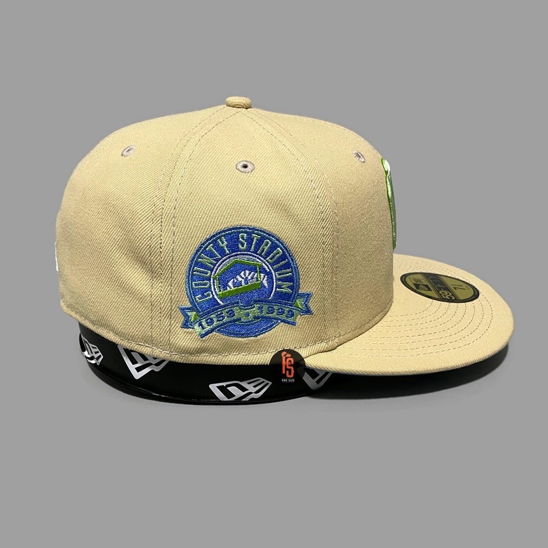 TOPI NEW ERA ORIGINAL 5950 COUNTY STADIUM MILWAUKEE BREWERS VGOLD