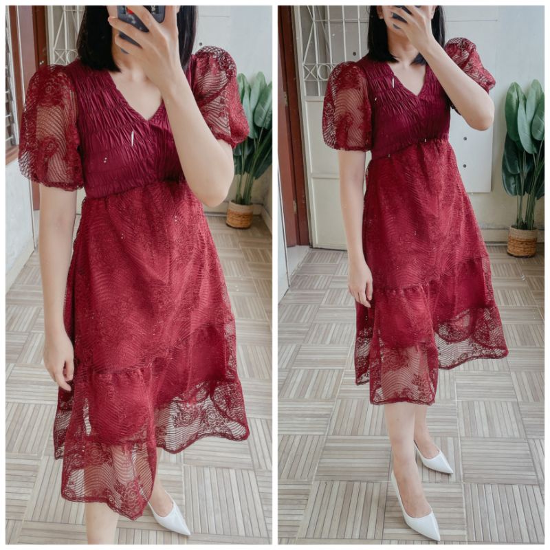 ⚡️ CLEARANCE SALE ♡ PREMIUM ♡ REAL PIC ! CLARETTE VINTAGE BROCADE LUXURY LACE PARTY MIDI DRESS /  GAUN PESTA MEWAH