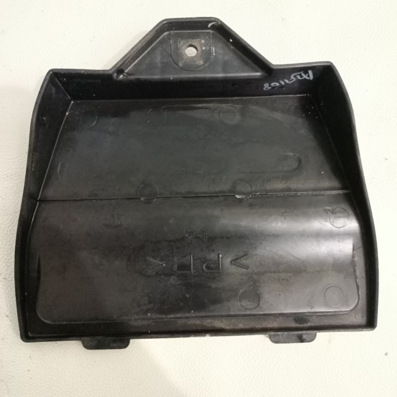 Cover tutup aki accu bagasi Yamaha Vega zr new vega zr original