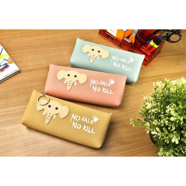 

Kotak Tempat Pensil Gajah / Pencil Case Elephant / Elephant stationary