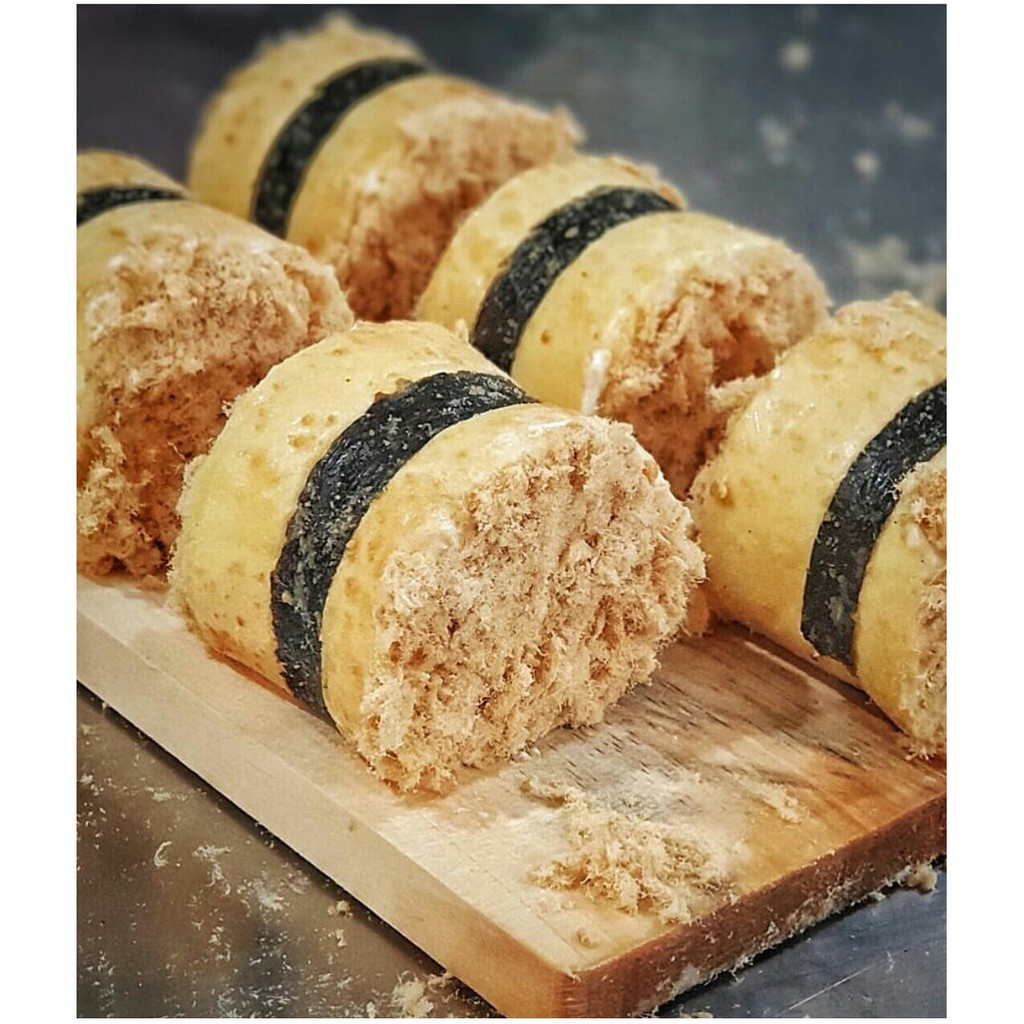 

Roti Gulung Tuna Nori Premium ( Tuna Roll Nori Bread )