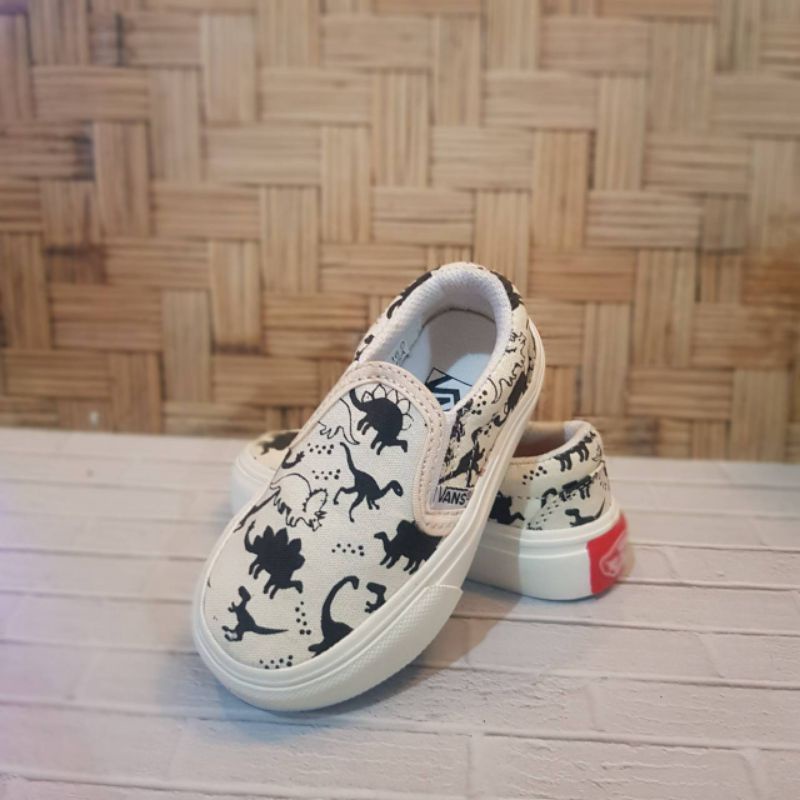 SEPATU SLIP ON ANAK VANS DINO SEPATU ANAK LAKI LAKI SEPATU ANAK PEREMPUAN KADO