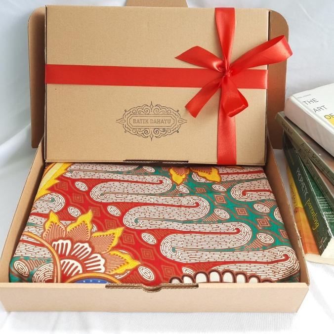 

Hampers/Parsel/Parcel Ramadhan Kareem/Lebaran/Eid Mubarak Kain Batik