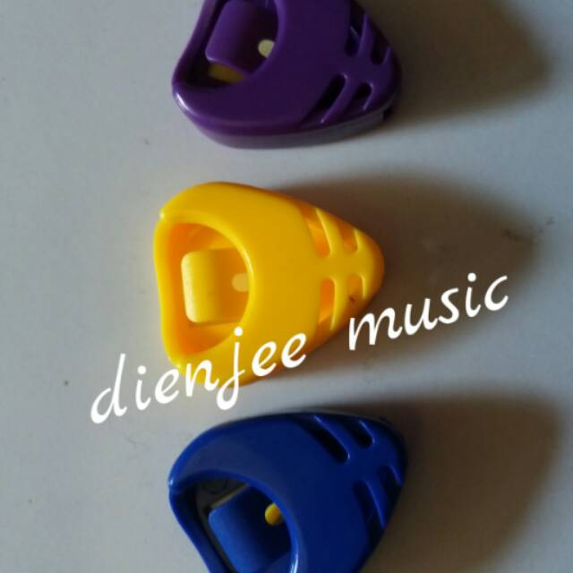 Pick holder gitar