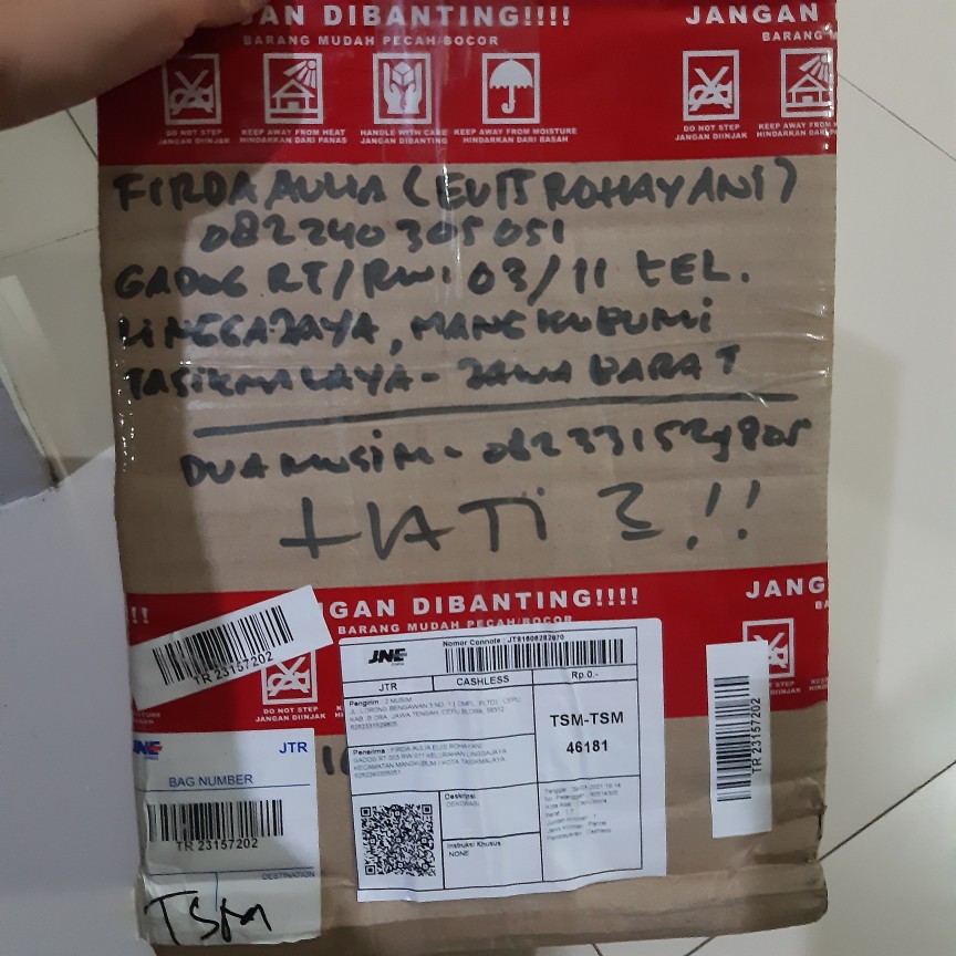 Vas Bunga Kayu Jati Set 3 Pcs.