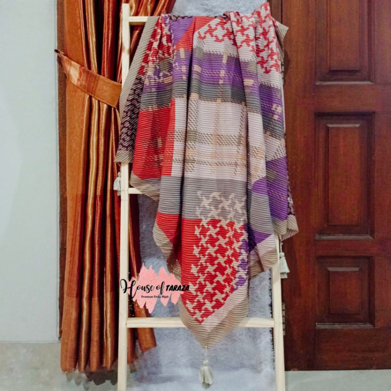 Jilbab Azara Plisket Jambul Segiempat