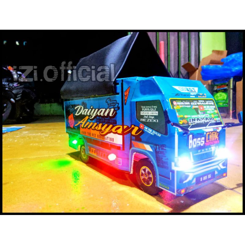 Miniatur Truk Bos Cilik Lengkap Dengan Lampu &amp; Terpal Murah // Bisa Oleng