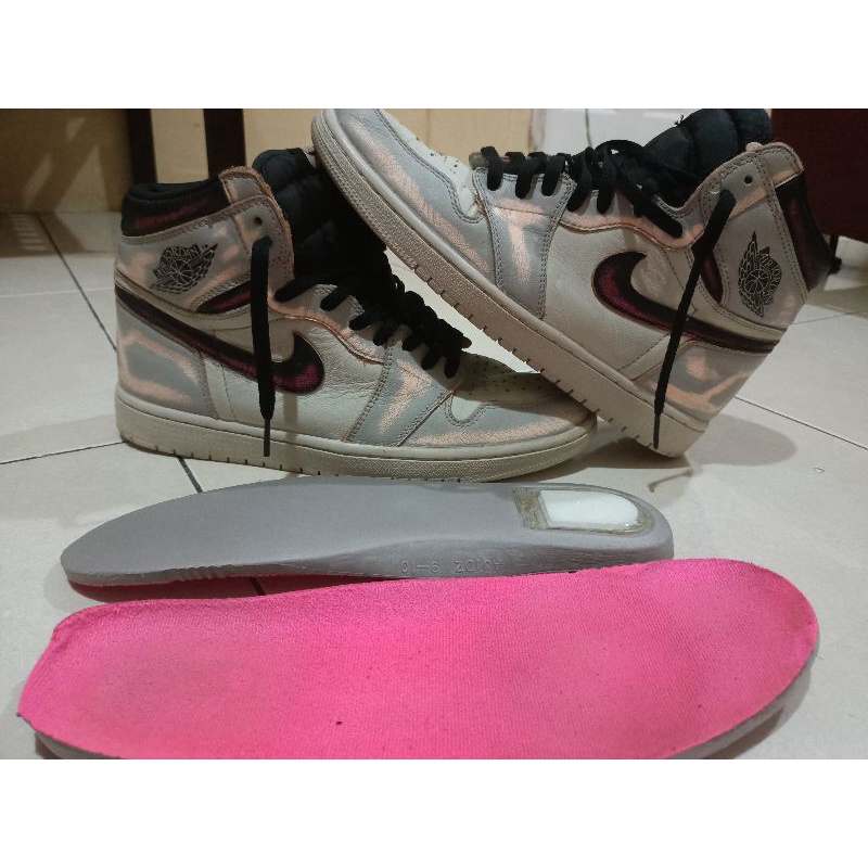 sepatu Nike SB x  air Jordan1 NYC TO PARIS LIGHTBONE