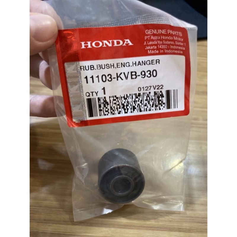 11103-KVB-930 Karet Mounting Bos Engine Hanger Beat Scoopy Spacy Vario 110 125 150