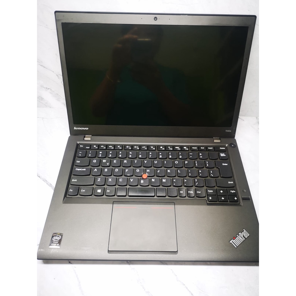 Laptop Lenovo Thinkpad T440s core i5-gen4 Ram 8gb ssd 128gb