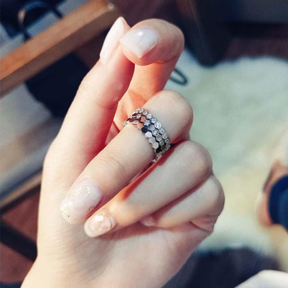 Mxbeauty Cincin Sarang Lebah Korea Romantis Geometri Hias Berlian Imitasi Untuk Pria Fashion Perhiasan