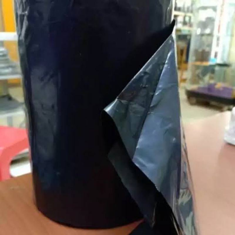 1 ROLL PLASTIK YUPI UV HITAM TEBAL 04