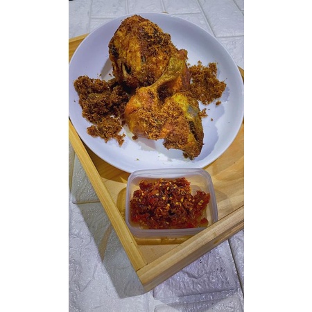 

AYAM GORENG REMPAH / AYAM GORENG LAOS ( BISA FROZEN )