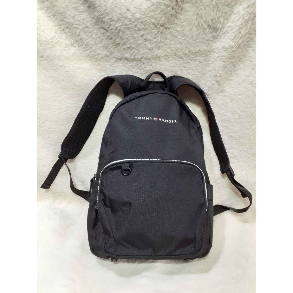 Tas Ransel Bekas / Second / Preloved TOMMY HILFIGER Back Pack / Travel