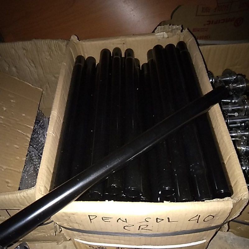 

seat post 40cm black