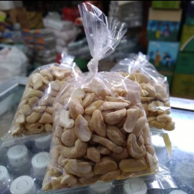 

Kacang Mede hancur repack 100gr