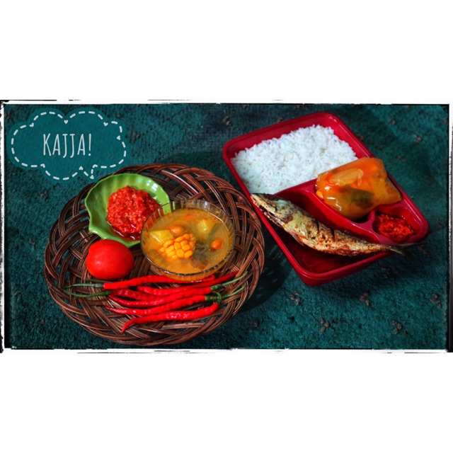 

Lunch Box Ikan Saur Asem
