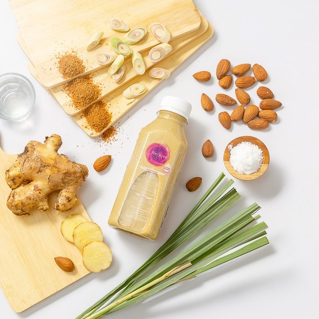 

Re.juve - Almond Bandrek 250 ml (Cold-Pressed jamu)