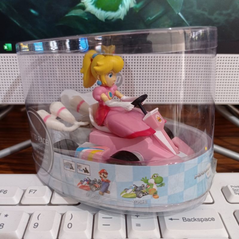 Pajangan MARIO KART Wii Pull - Back Racers SUPER MARIO Go Kart - Princess