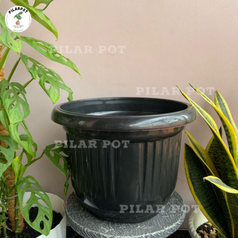 pot bunga tanaman plastik hitam GL Flamboyan 35 kuping - GL FLAMBOYAN 35 HITAM