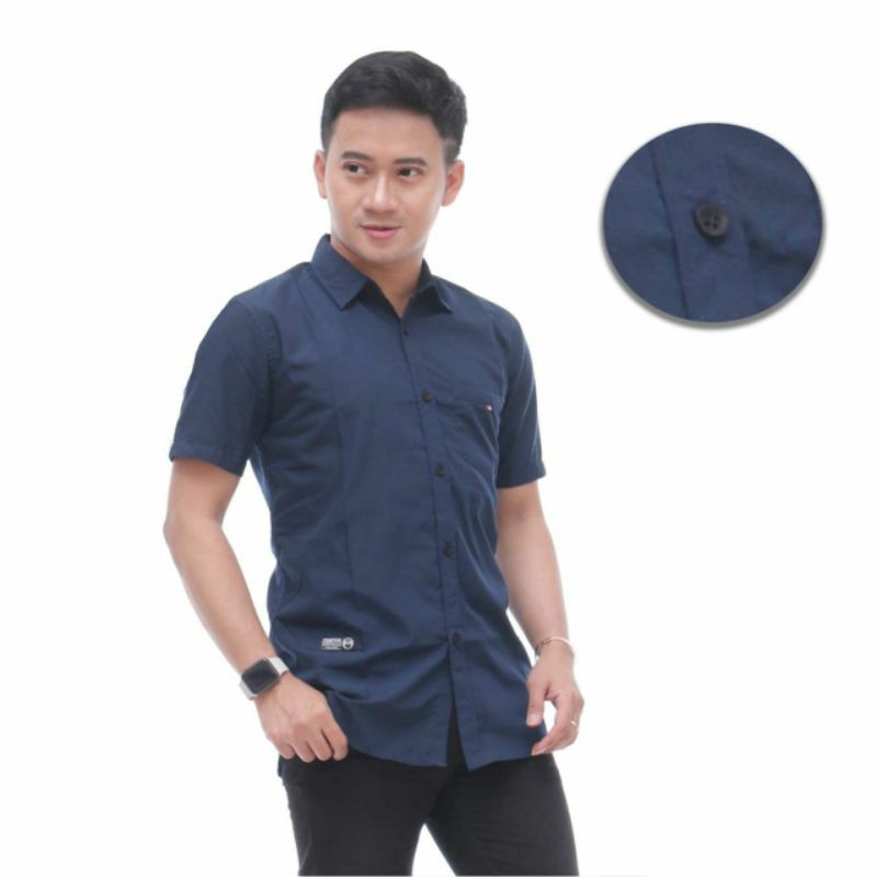 Hem Polos Pria Lengan Pendek