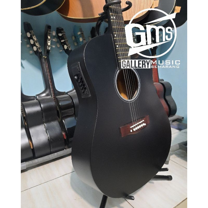 Gitar Akustik Elektrik Taylor Custom Standart