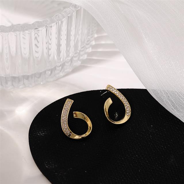 Korea Dongdaemun sterling silver jarum Hollow Air Tetes Elegan liar tindik anting-anting anting-anti