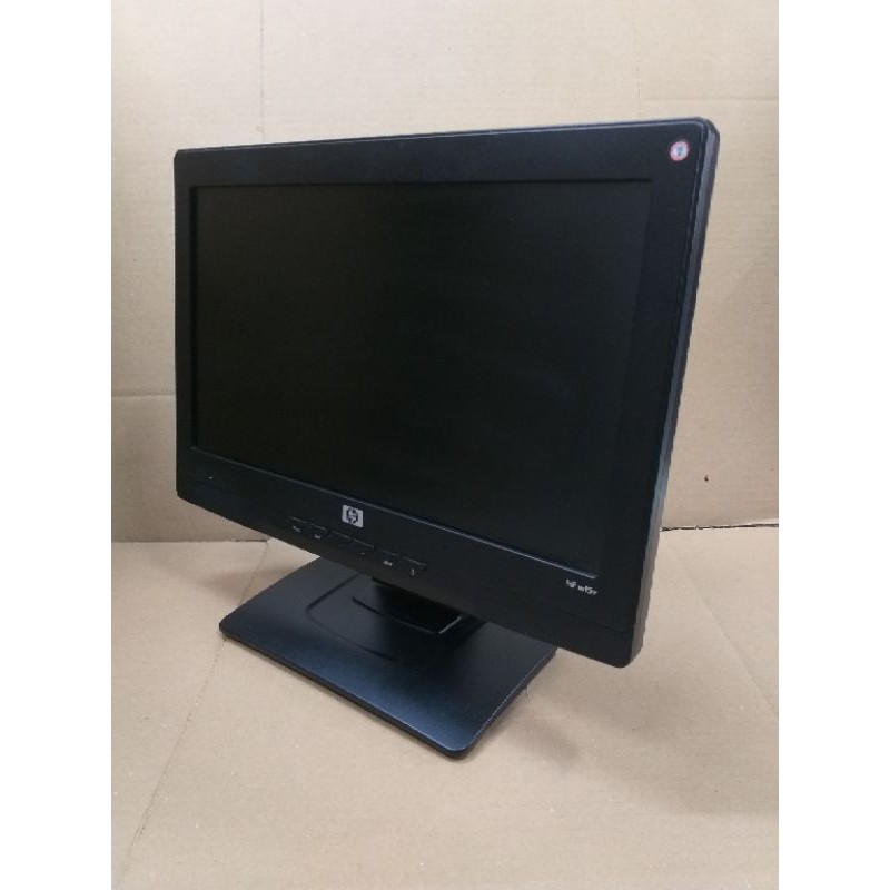 Monitor LCD 15 inci widescren