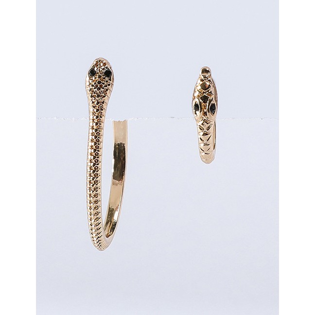 LRC Anting Set Fashion Gold Color Alloy Snake P82149