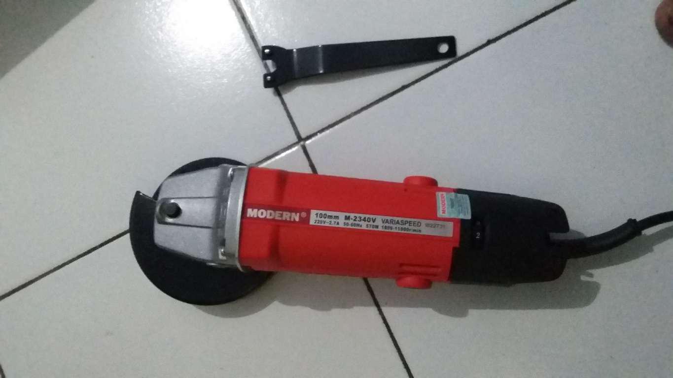 Mesin Gerenda Modern M-2340 V - Gerenda Murah 4 Inch Modern - Angle Grinder Modern