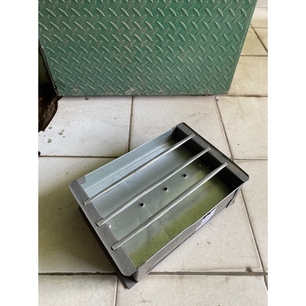 Alat Bakaran Sosis 32x22cm - Bakaran Sate Arang - Panggangan Sate