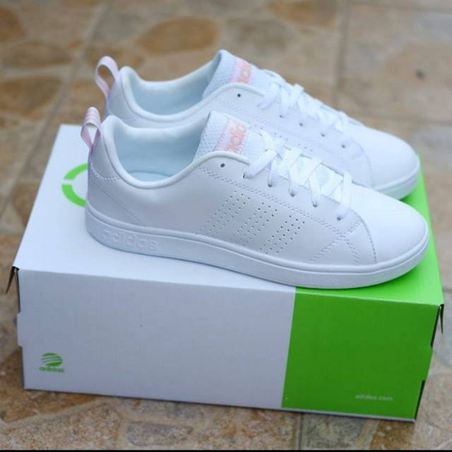 SEPATU ADIDAS NEO ADVANTEC WHITE PEAH/PUTIH.