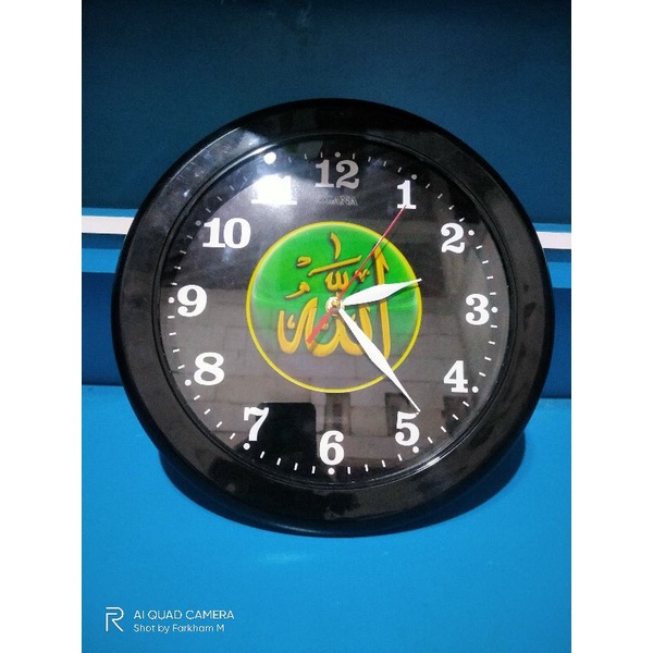 Jam Dinding kaligrafi/ka'bah diameter 30 cm