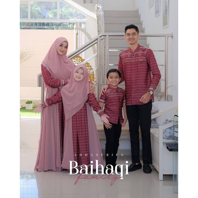 Baihaqi Family MOM by Dinda