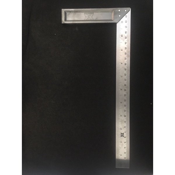 

CXL - Siku Tukang RRT 12 in / Penggaris Tukang / Angle Ruler 90 derajat / Penggaris Siku Tukang